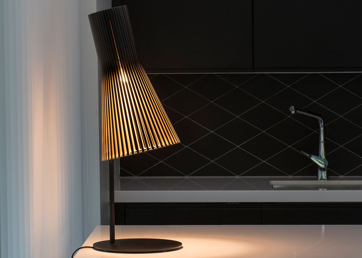 Secto 4220 Table Lamp - Black by Secto Design