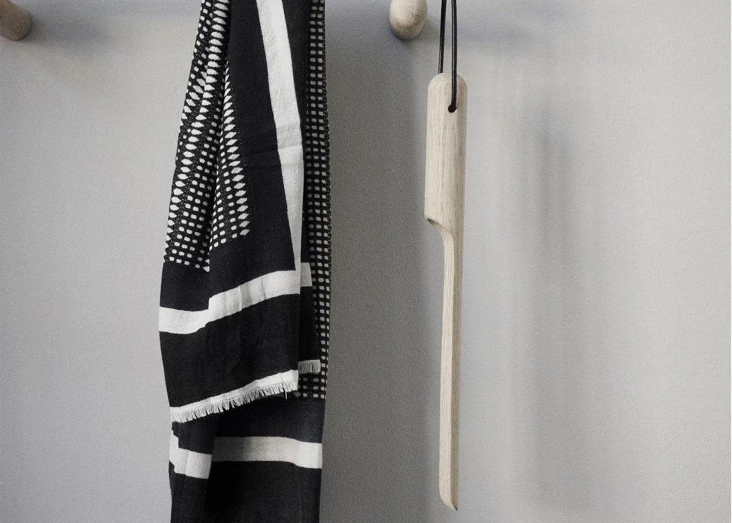 Georg Shoehorn by Fritz Hansen