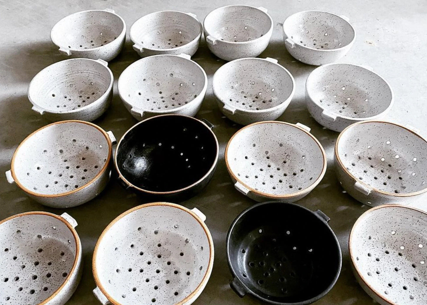 Byun Ceramic Colander in White in a groupingByun Ceramic Colander Black