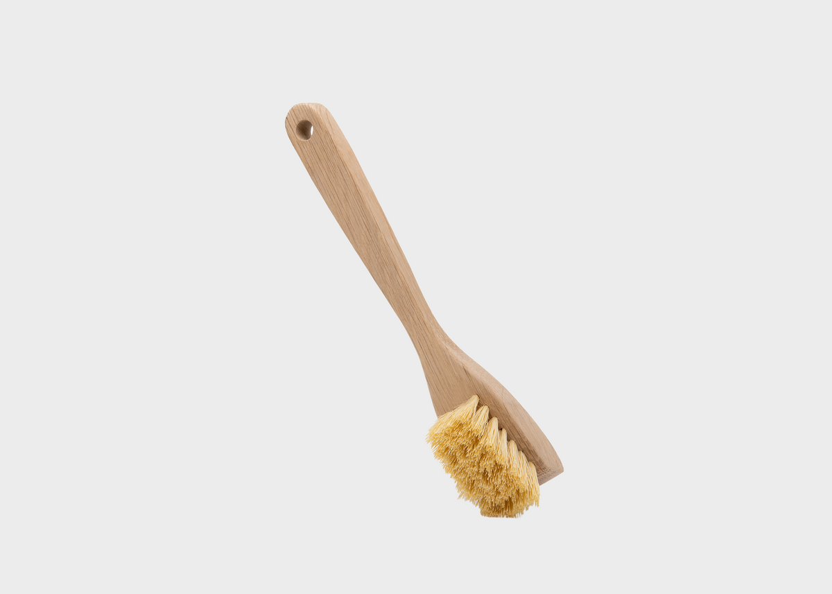 Wood Handle Tampico Fender Brush