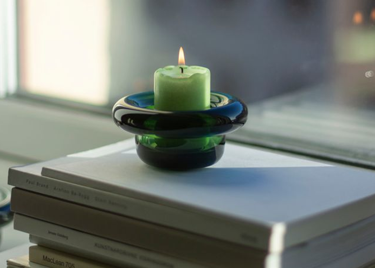 
                  
                    Sirkel Tealight
                  
                