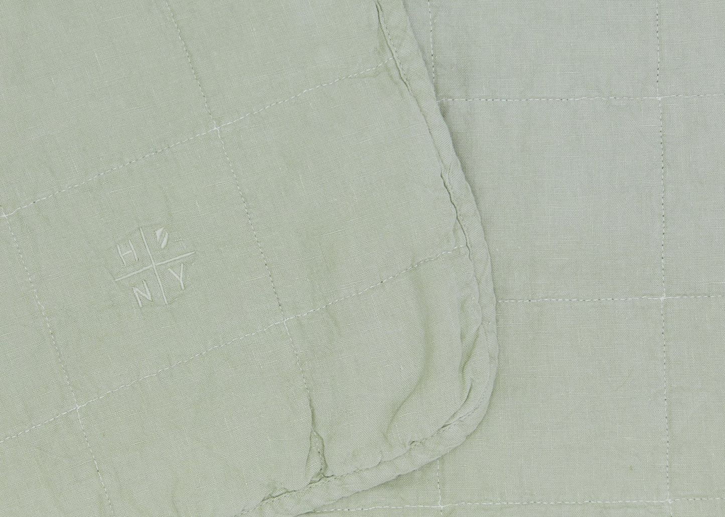
                  
                    Simple Linen Quilt
                  
                