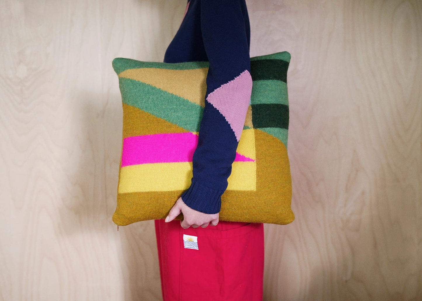
                  
                    Tilt Cushion
                  
                