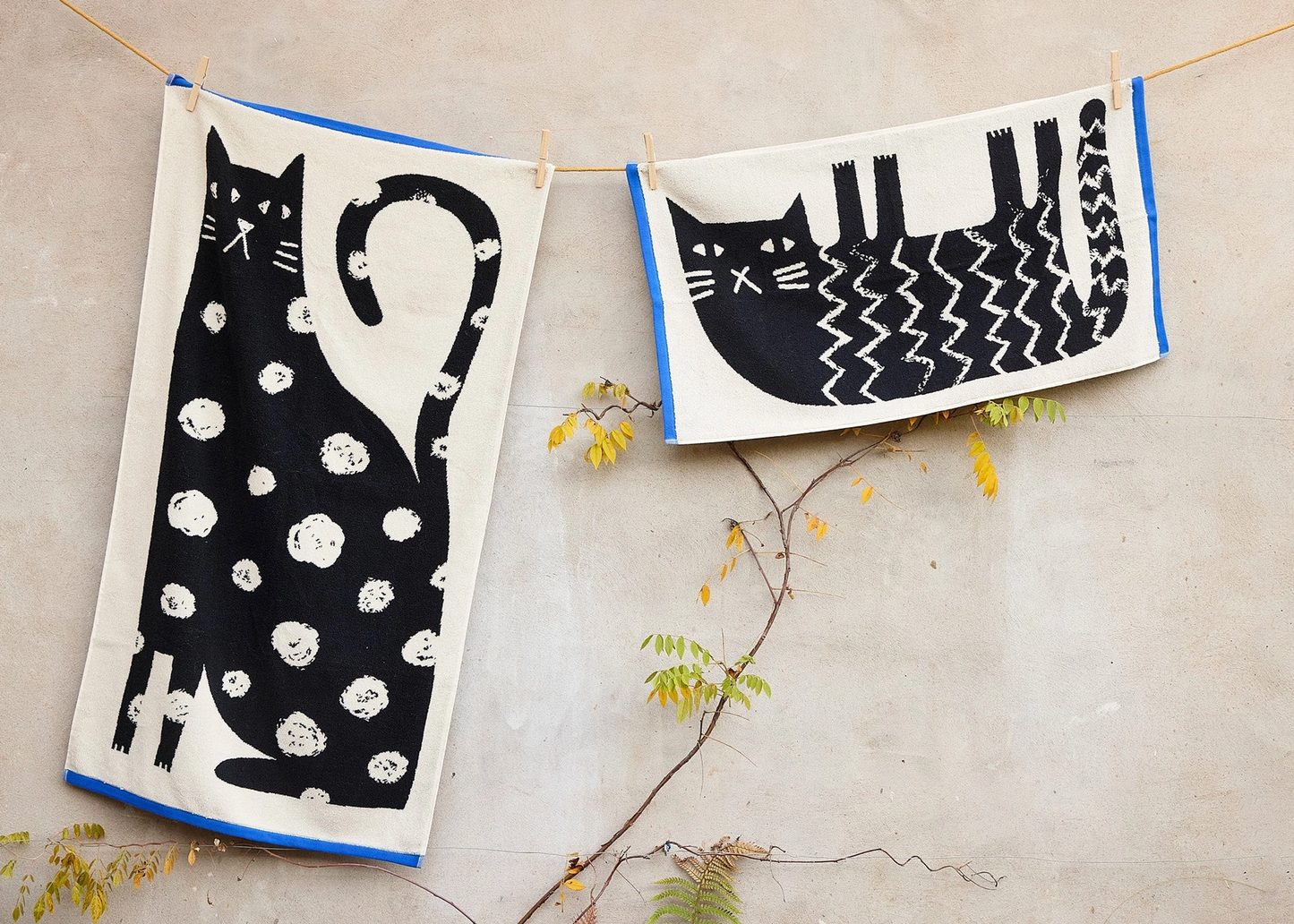 
                  
                    Lazy Cat Towel
                  
                