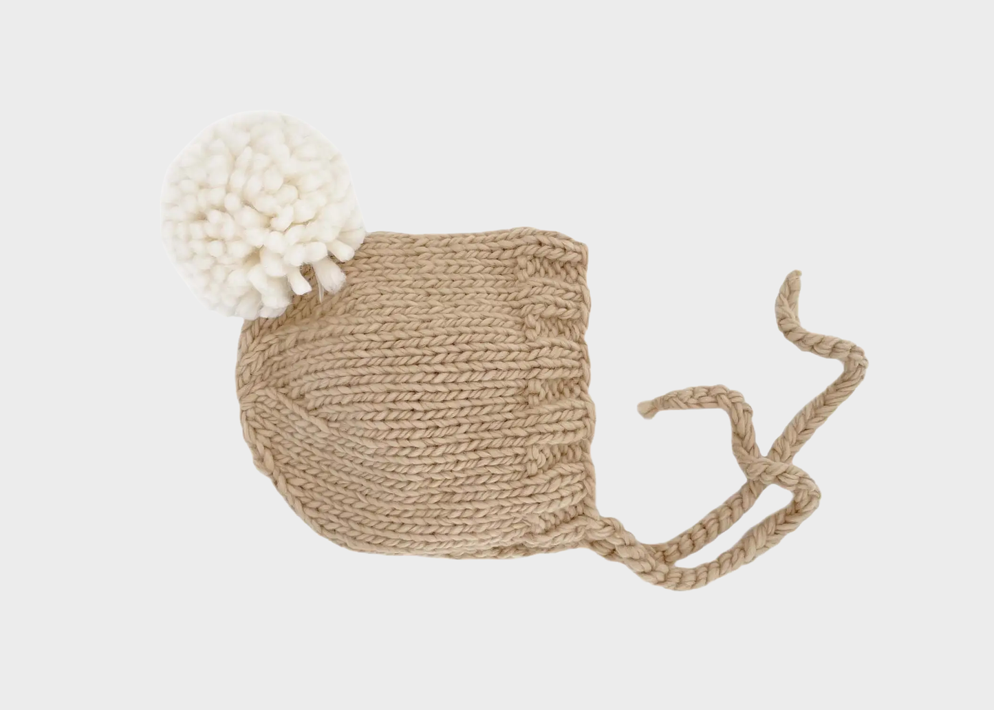 
                  
                    Latte Ari Bonnet
                  
                