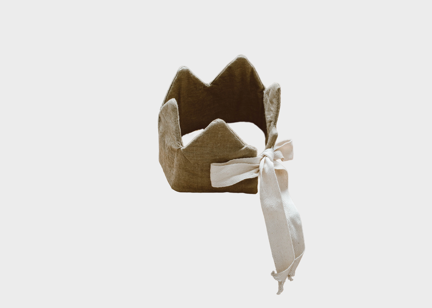 
                  
                    Heirloom Birthday Crown
                  
                