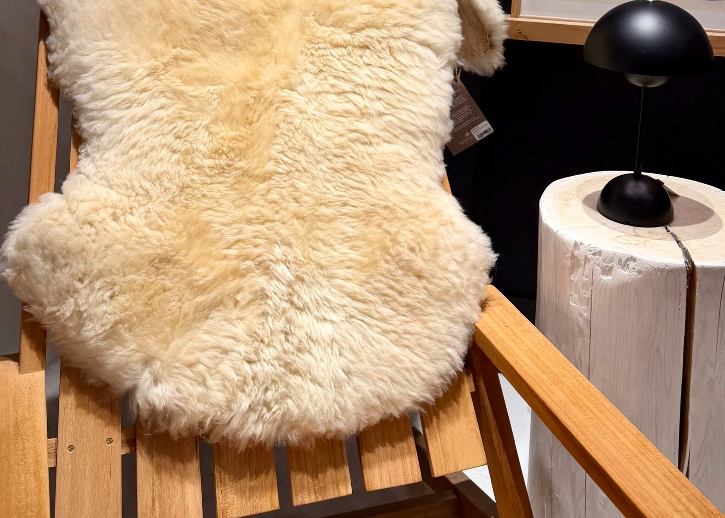 
                  
                    Scottish White Sheepskin
                  
                