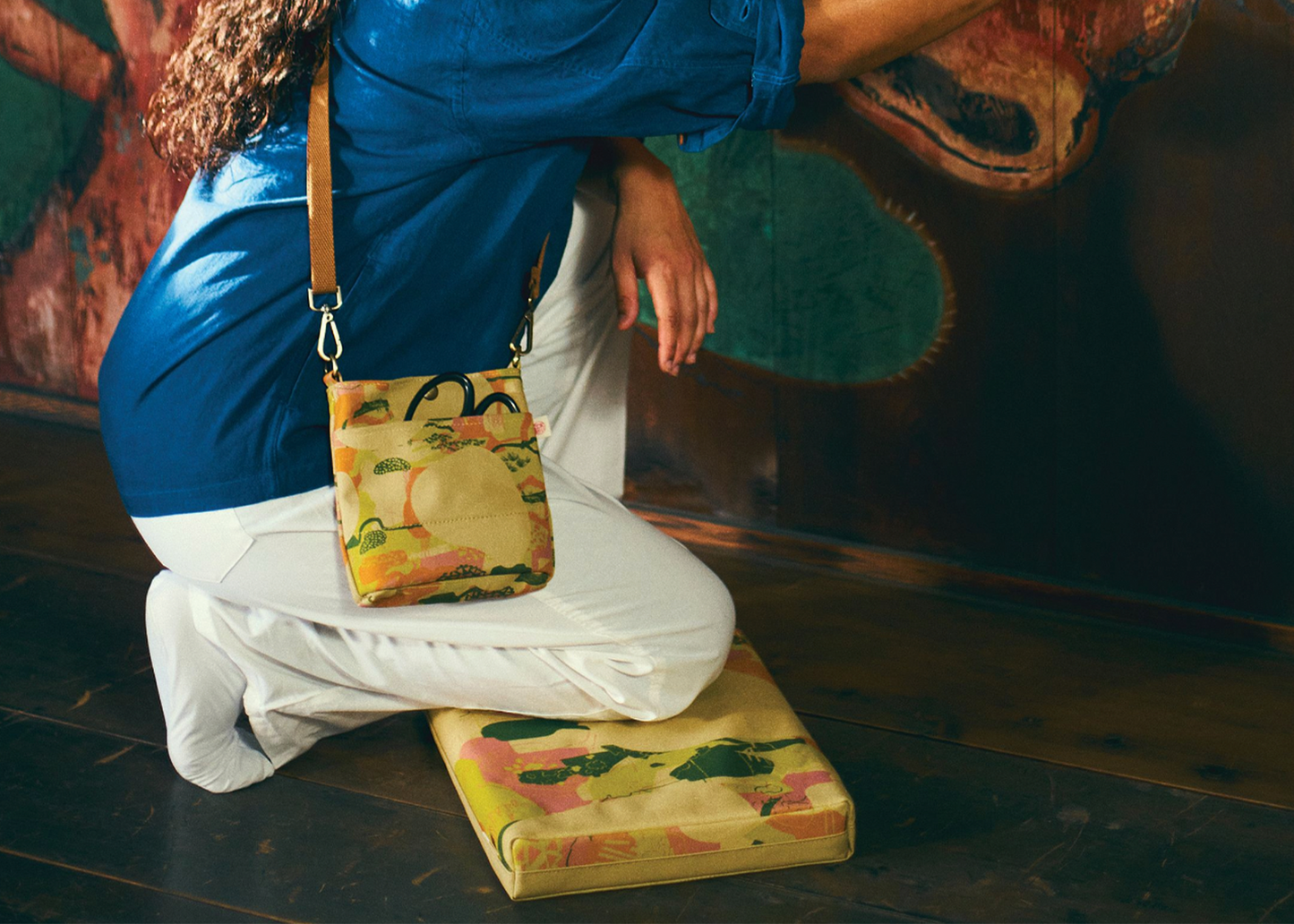 
                  
                    Niwaki Camo Kneeler
                  
                