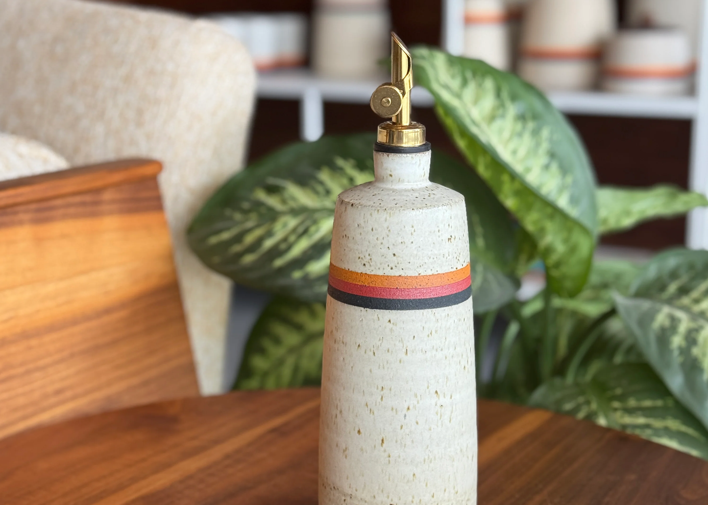 
                  
                    Tribeca Oil Pourer
                  
                