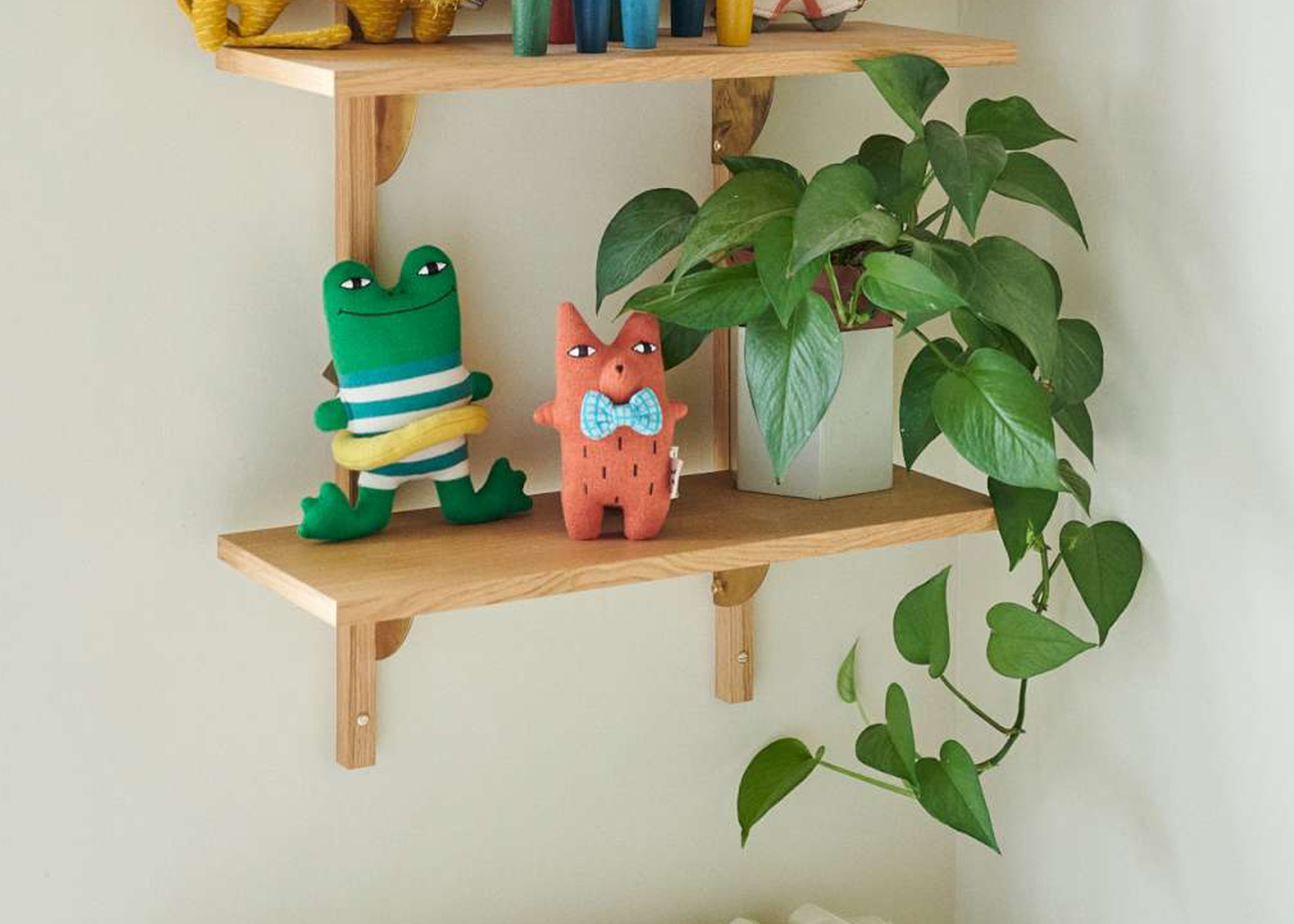 
                  
                    Frederic Frog
                  
                
