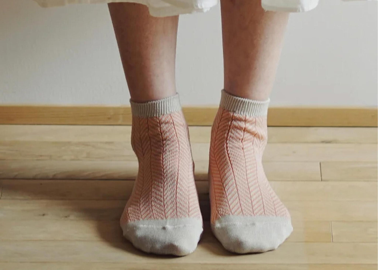 
                  
                    Giza Cotton Herringbone Socks
                  
                