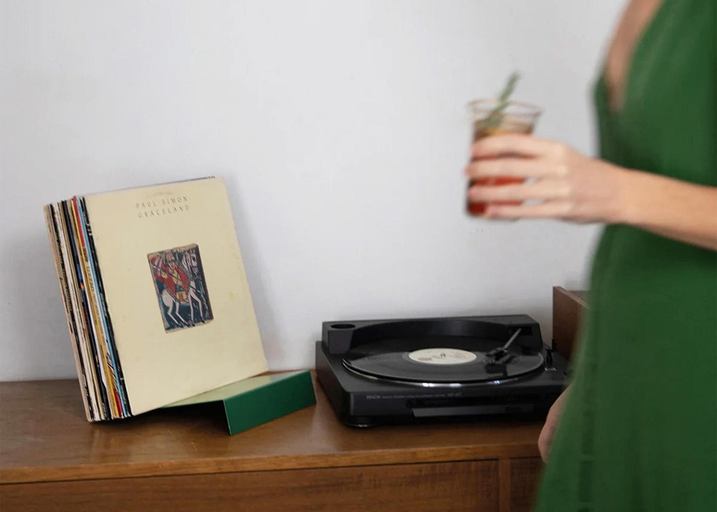 
                  
                    LP Stand
                  
                