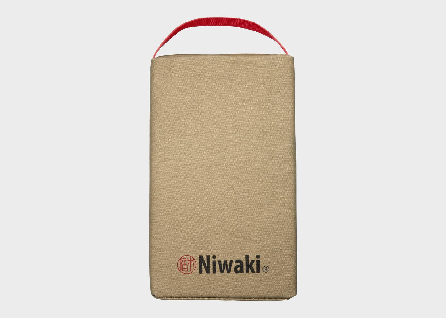 
                  
                    Niwaki Kneeler
                  
                