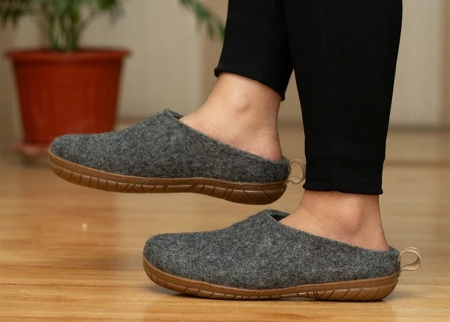 
                  
                    Outdoor Slippers
                  
                