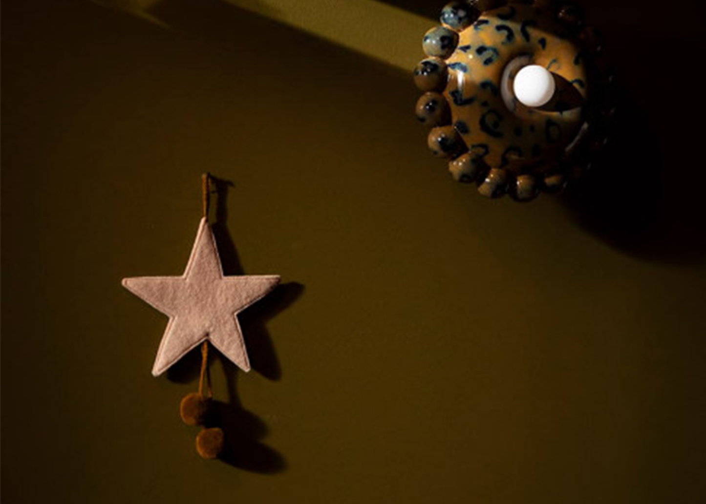 
                  
                    Pom-Pom Hanging Star
                  
                