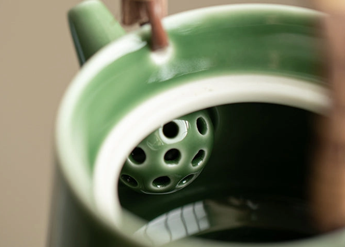 
                  
                    Gohobi Teapot
                  
                