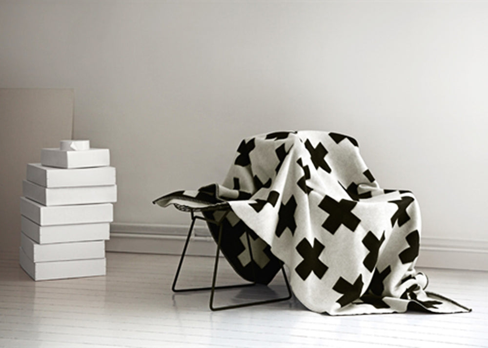 CRUX Blanket - Black/Off-White by Pia Wallen
