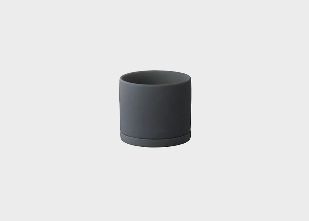 bottom plant pot Kinto Plant Pot 191 85mm Dark Grey – With Saucer, Drainage Hole – Woodland Mod