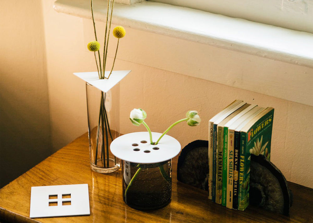 Anywhere Vases - White - Thumbnail 2