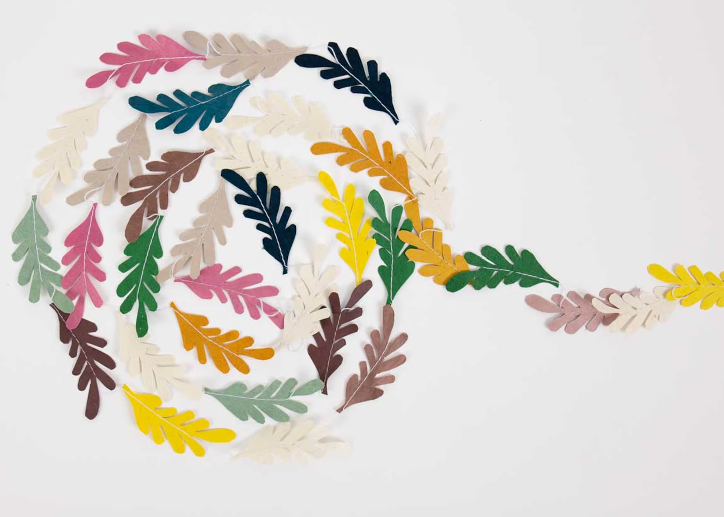 
                  
                    Oak Garland
                  
                