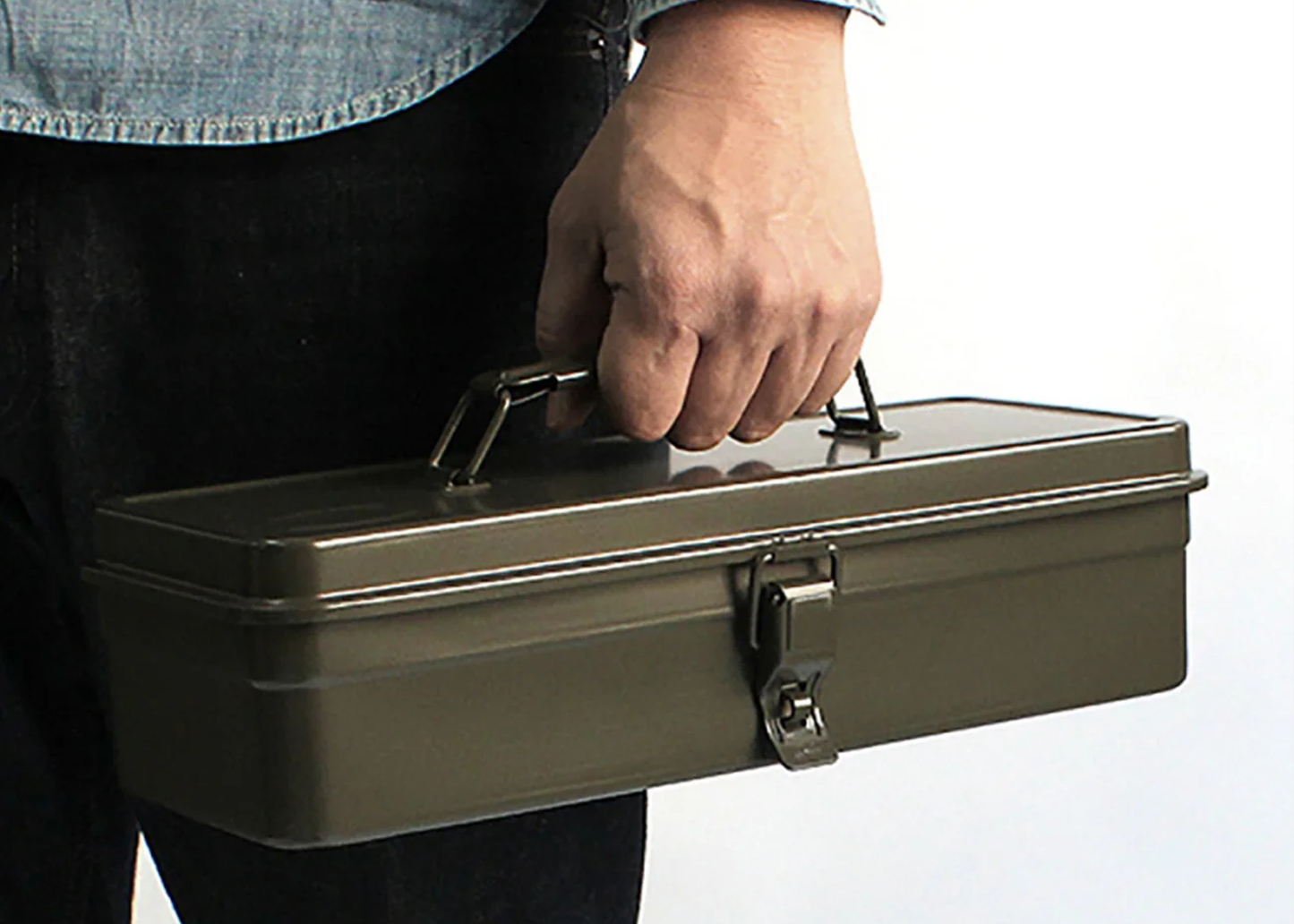 
                  
                    Toolbox T-320
                  
                