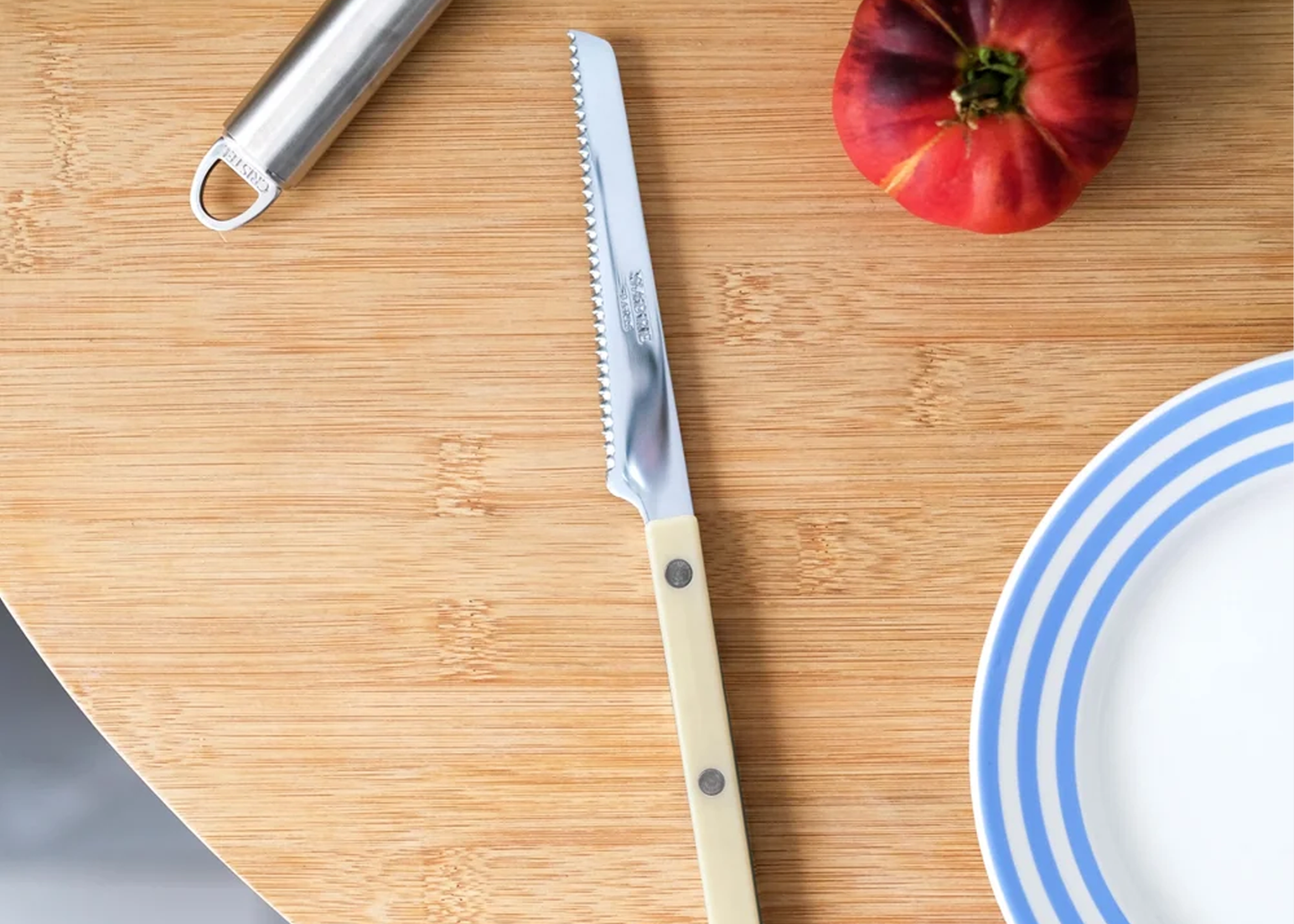 
                  
                    Tomato Knife
                  
                