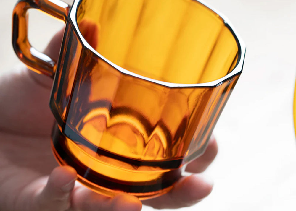 W Glass