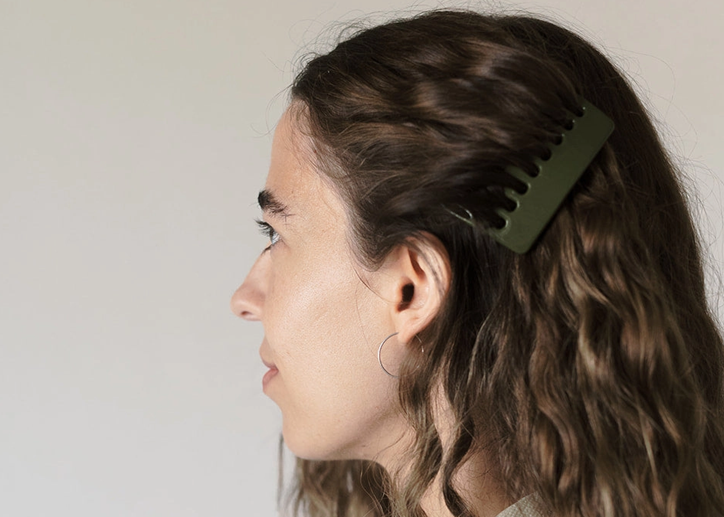
                  
                    Hair Comb Clip
                  
                