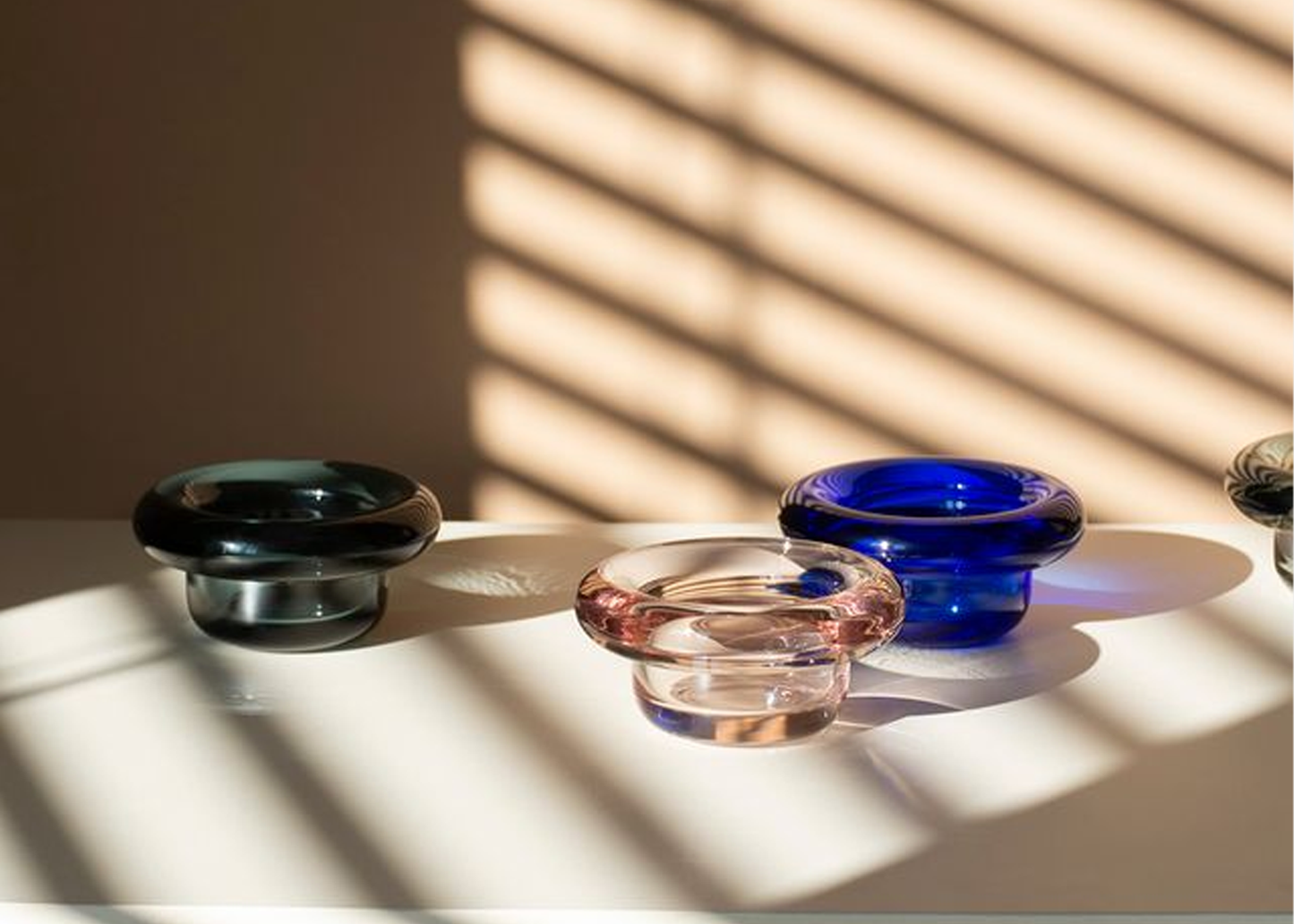 
                  
                    Sirkel Tealight
                  
                