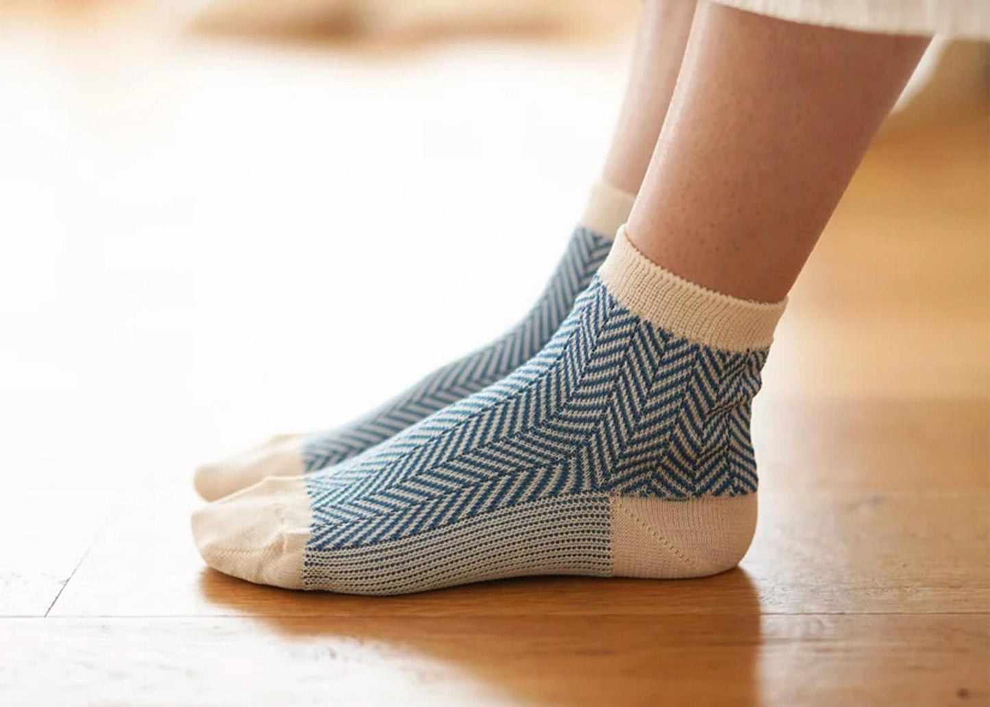 
                  
                    Giza Cotton Herringbone Socks
                  
                