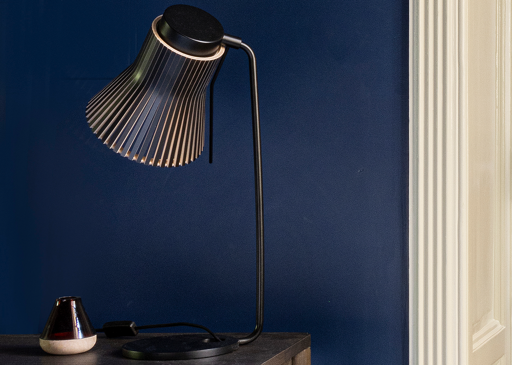 
                  
                    Petite 4620 Table Lamp - Black
                  
                