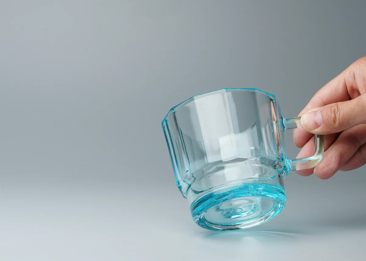 W Glass