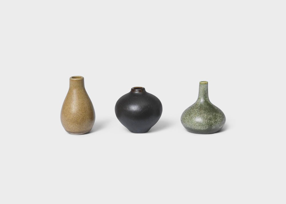 
                  
                    Komo Mini Vases Set
                  
                