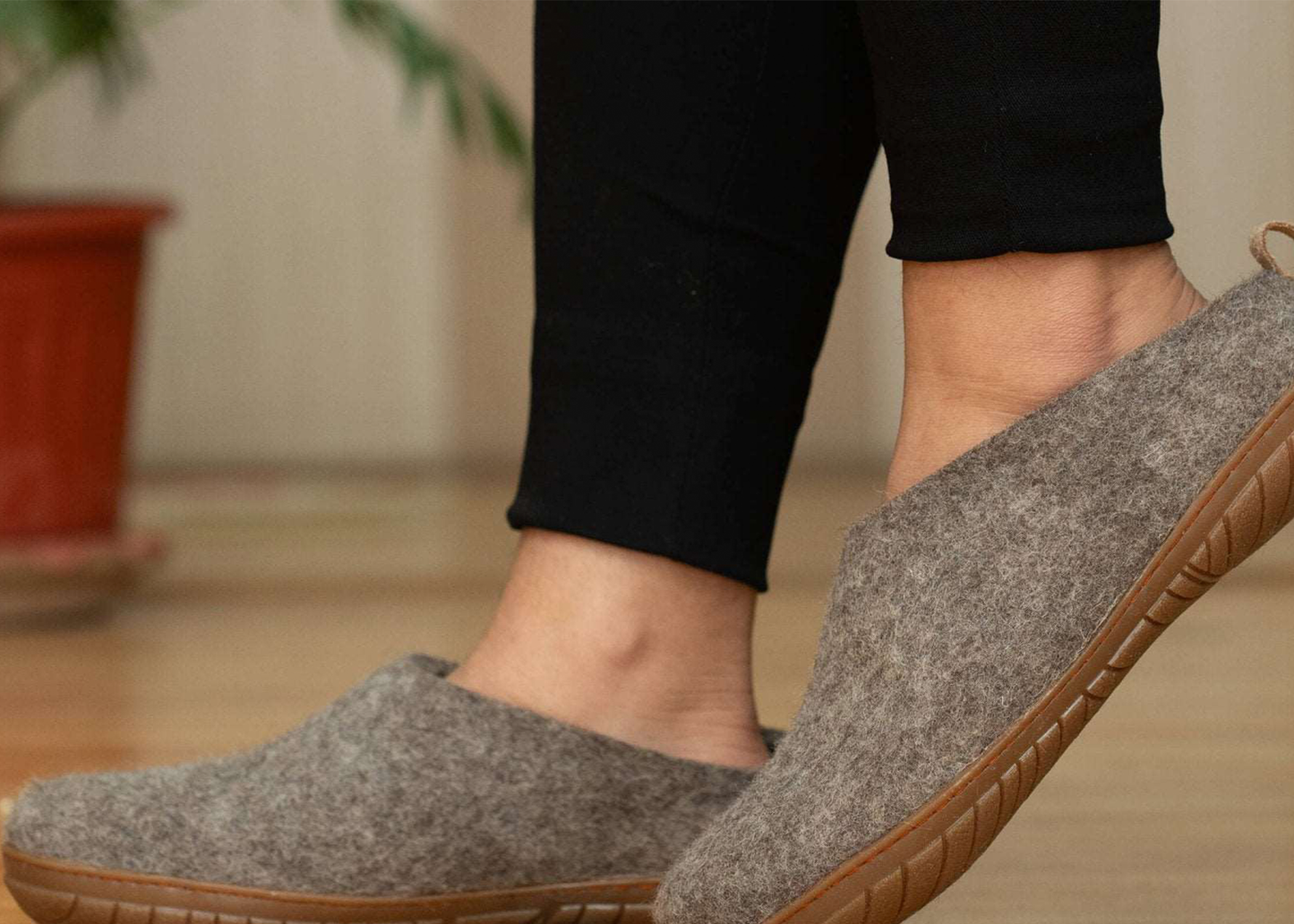 
                  
                    Outdoor Slippers
                  
                