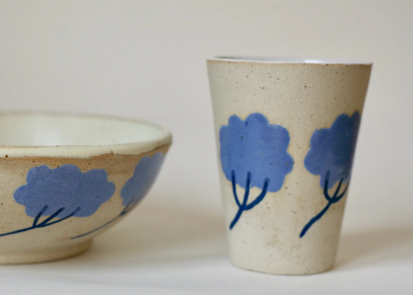 
                  
                    Sophie Alda Yarrow Cup
                  
                