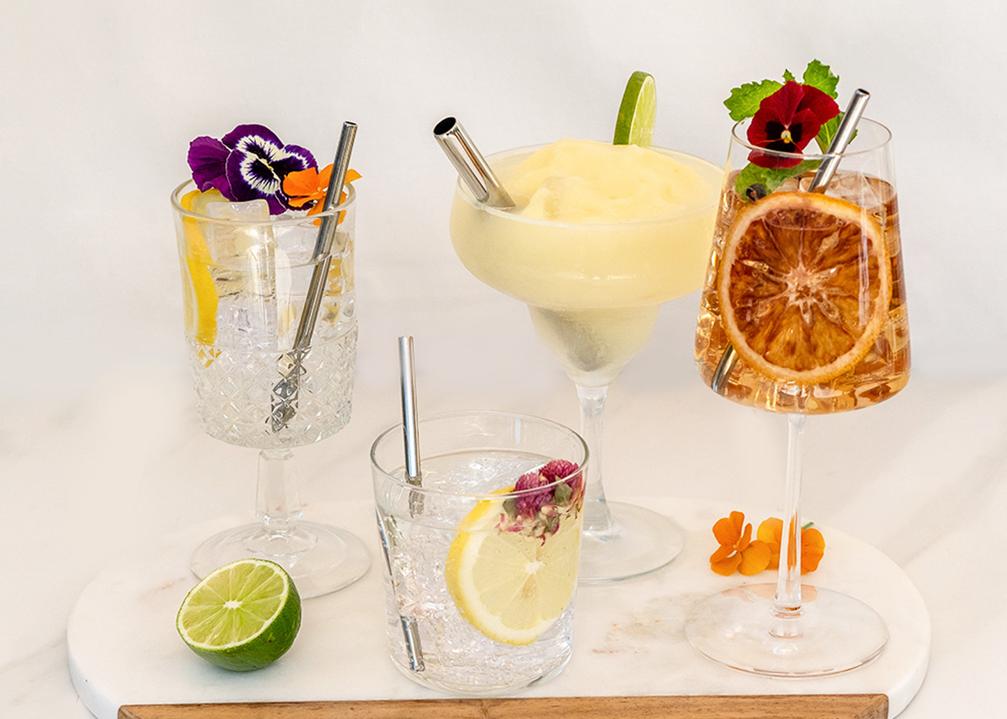 
                  
                    Cocktail Straws 24-Piece set
                  
                