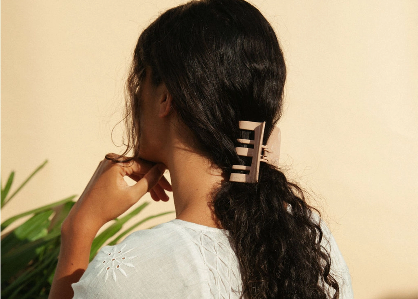 
                  
                    Coco Hair Claw
                  
                