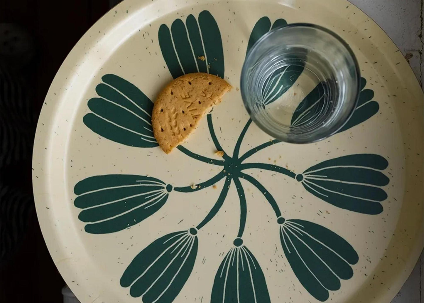
                  
                    Krans Tray
                  
                