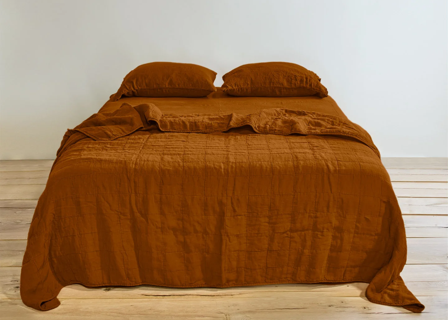 
                  
                    Simple Linen Quilt
                  
                