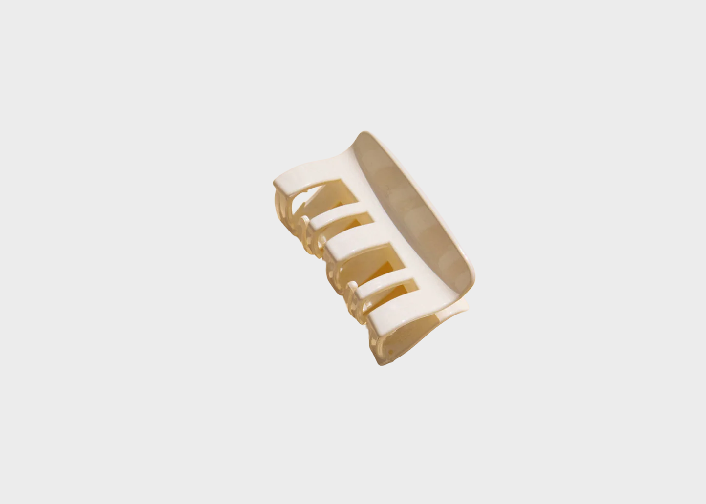 
                  
                    Coco Hair Claw
                  
                