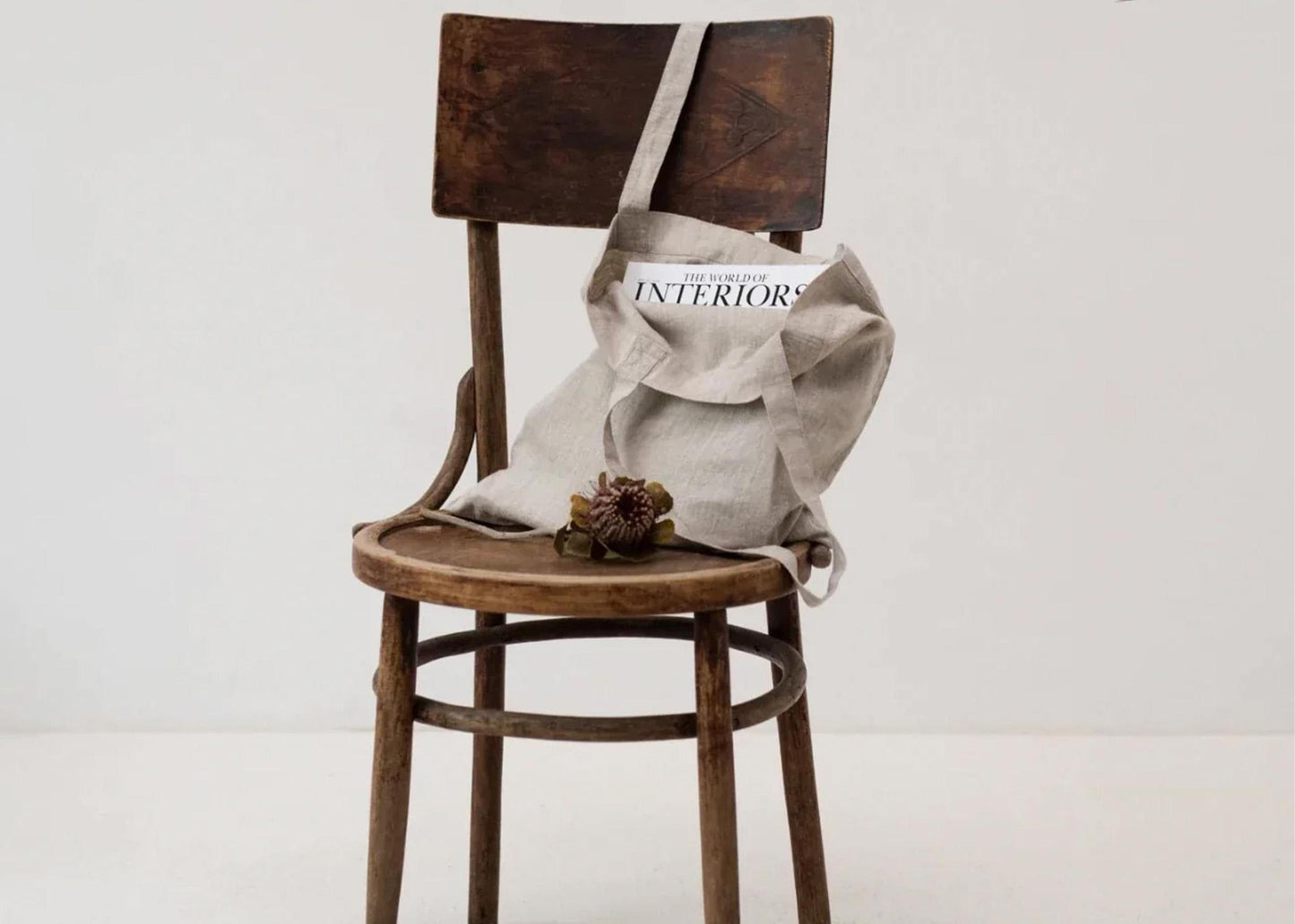 
                  
                    Linen Tote Bag
                  
                