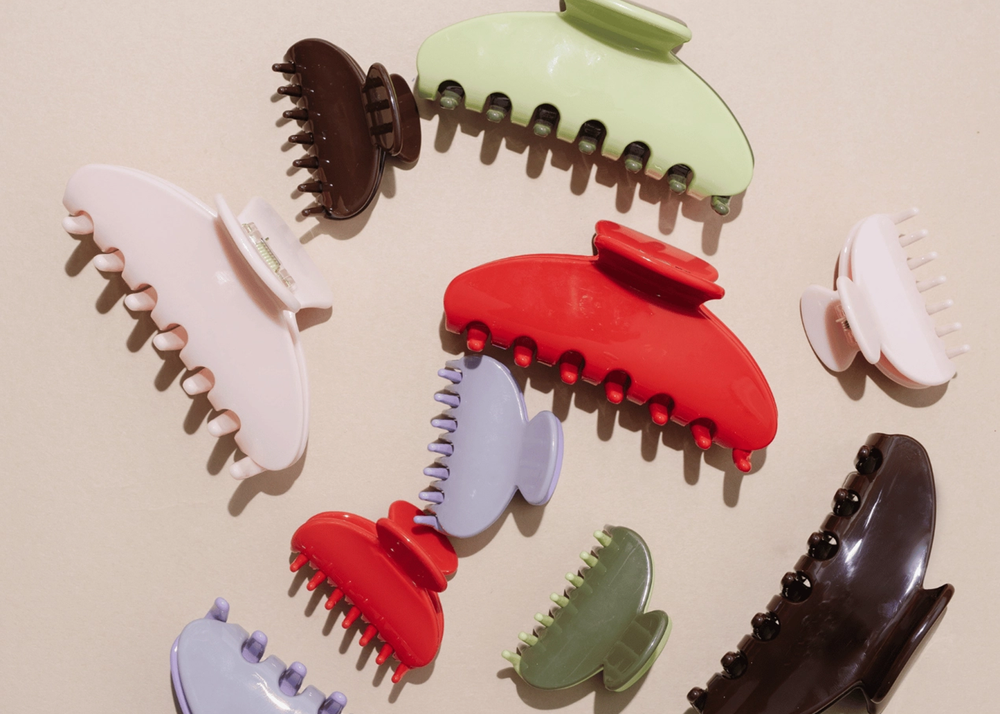 
                  
                    Hair Claw Clip
                  
                
