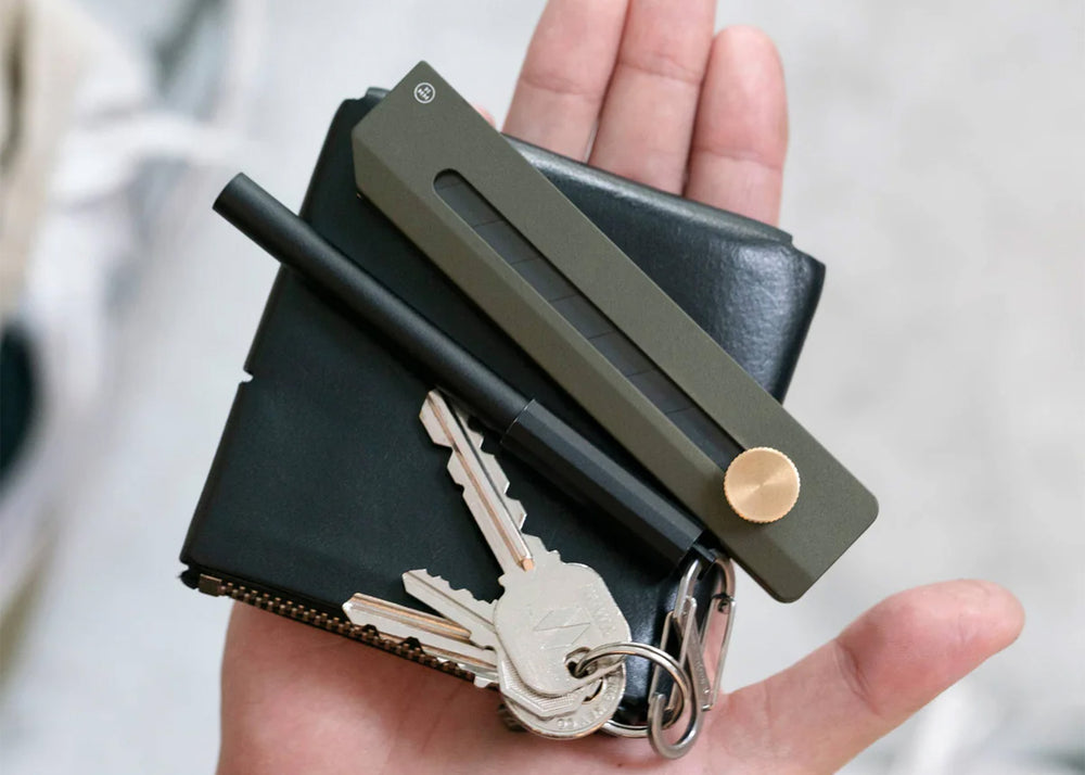 
                  
                    HMM Utility Knife
                  
                