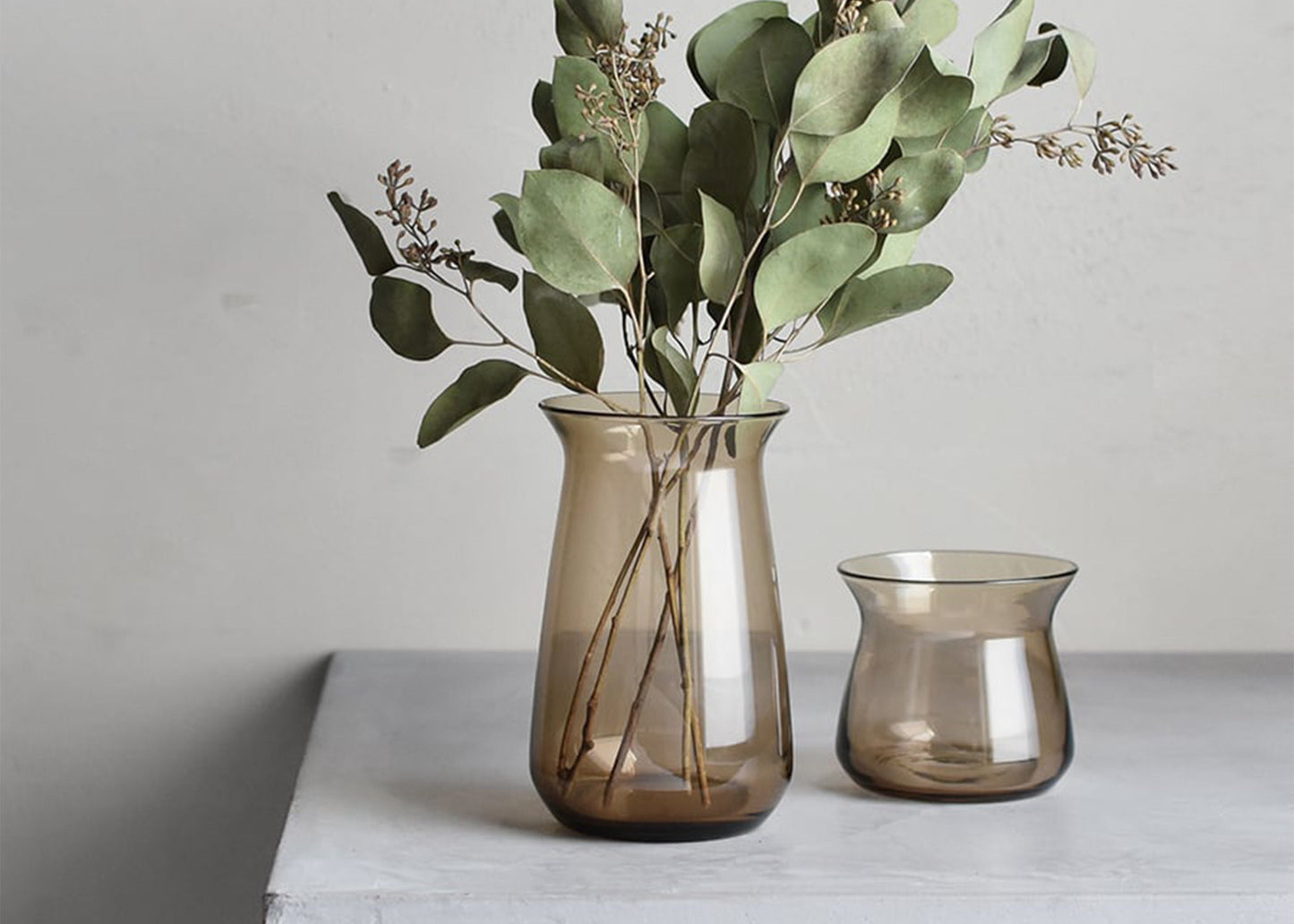 
                  
                    LUNA Vase Large
                  
                