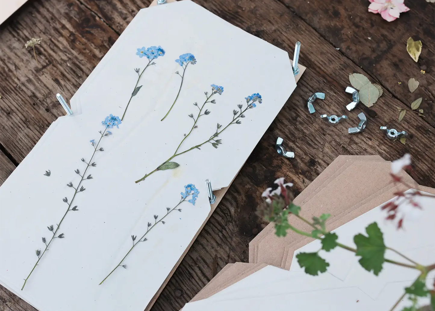 
                  
                    Large Flower Press
                  
                