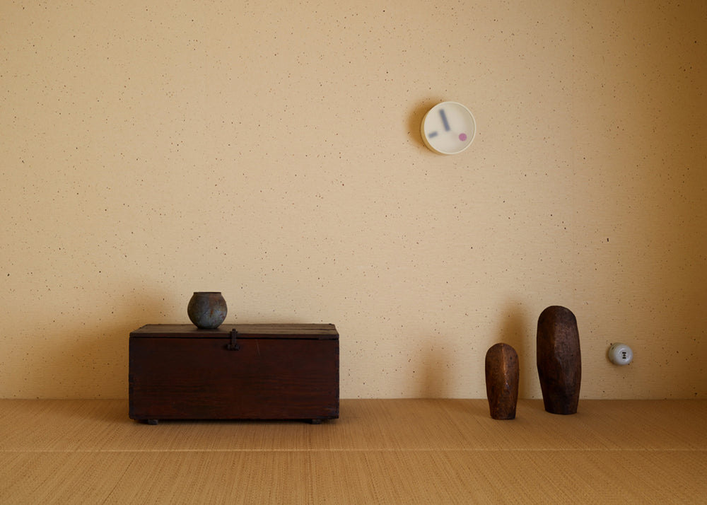 Kehai White Wall Clock by Makoto Koizumi | Woodland Mod