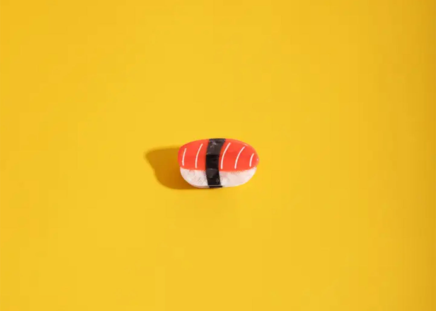 
                  
                    Maguro Mini Hair Claw
                  
                