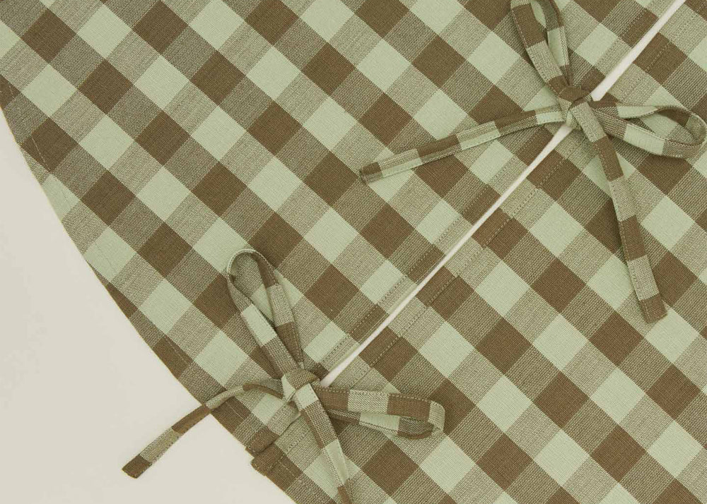 
                  
                    Essential Gingham Tree Skirt
                  
                