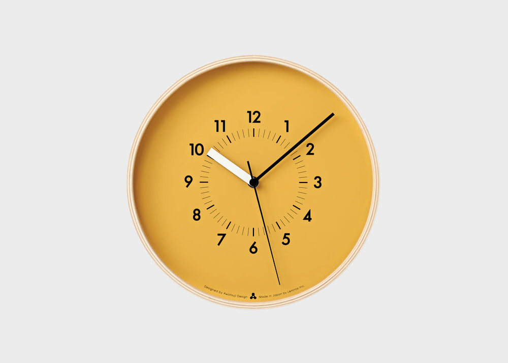 SOSO Wall Clocks by Lemnos