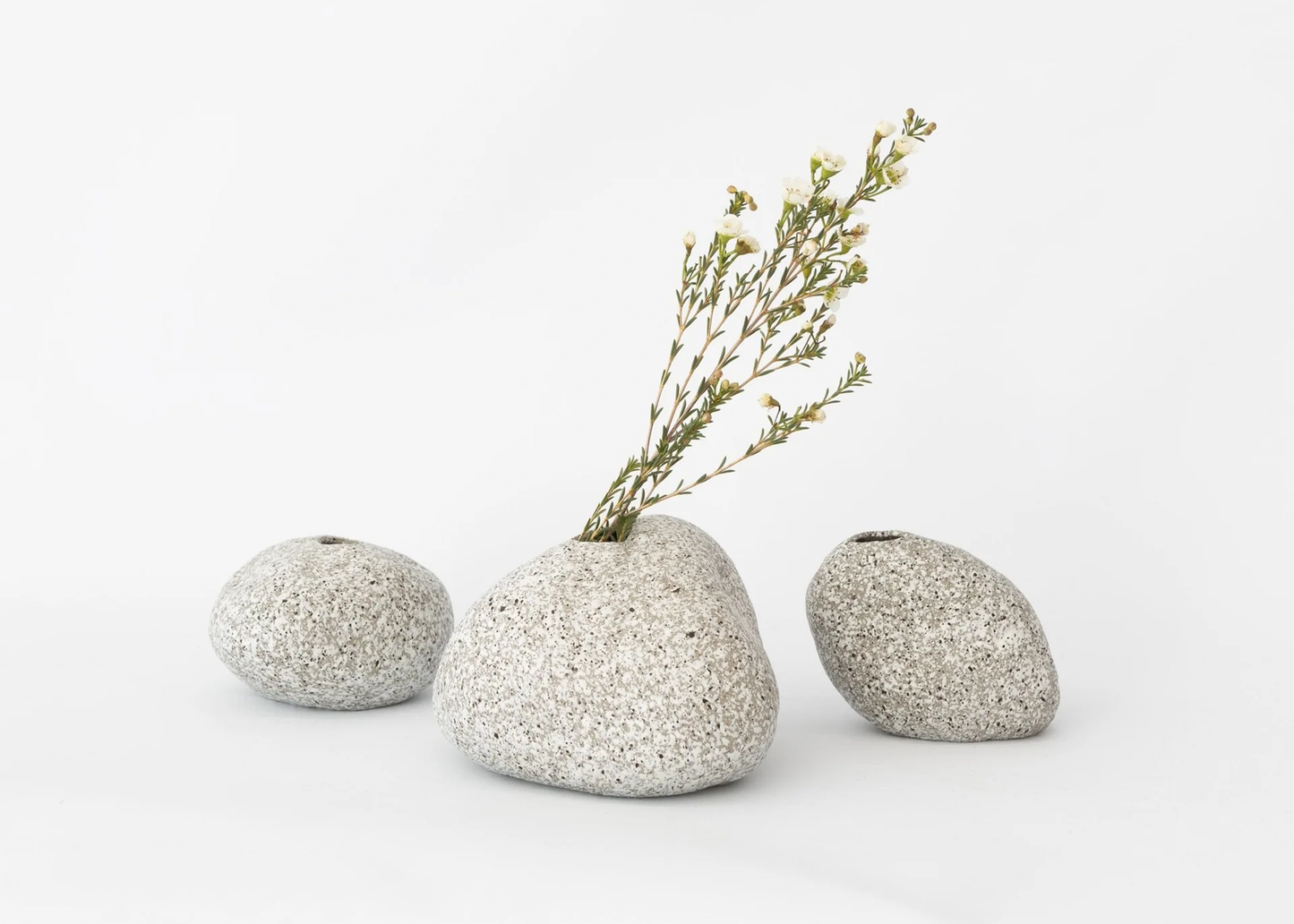 
                  
                    Tokoname Flower Vase No.10
                  
                